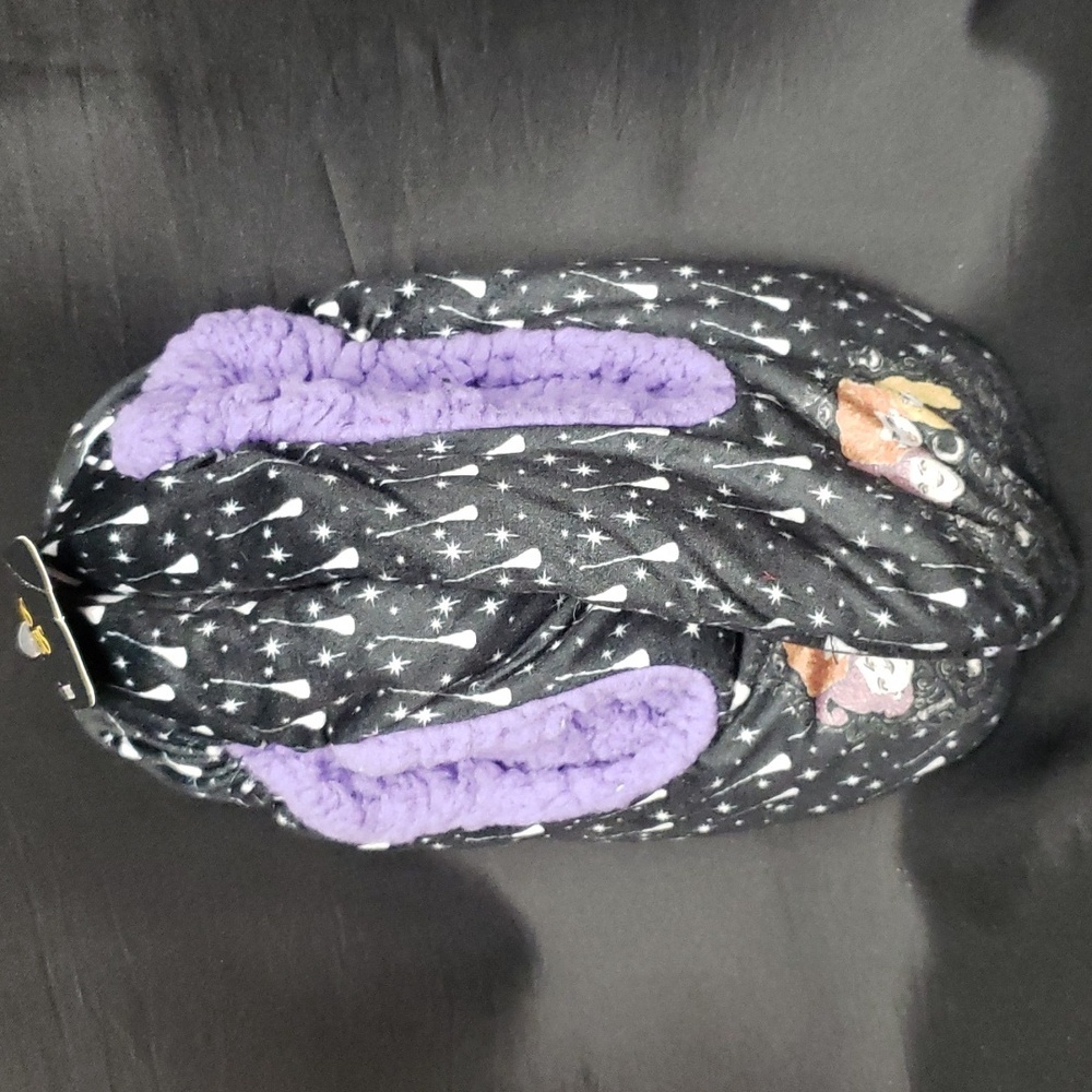 Disney Hocus Pocus Stretch Plush Slipper/Socks, 4-10